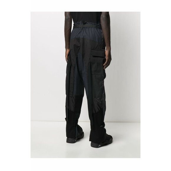 Sacai Buttoned Cuff Cargo Trousers - Picture 3 of 7